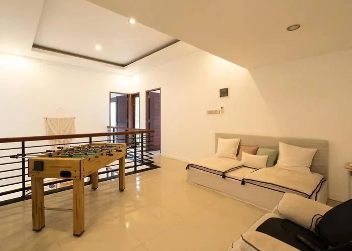 Zambrud Elegant Tropical With Private Pool & Garden And Garage *