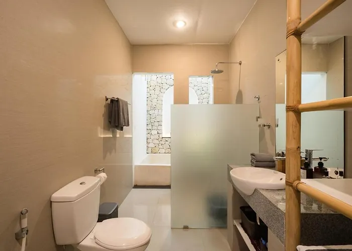 Zambrud Elegant Tropical With Private Pool & Garden And Garage